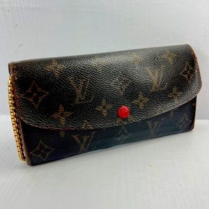 Louis Vuitton Emilie  wallet